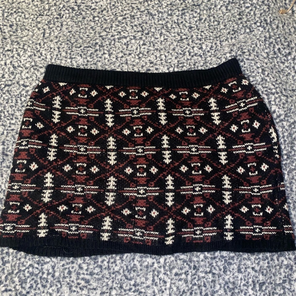 Red/ brown and black woolish feel skirt size XL